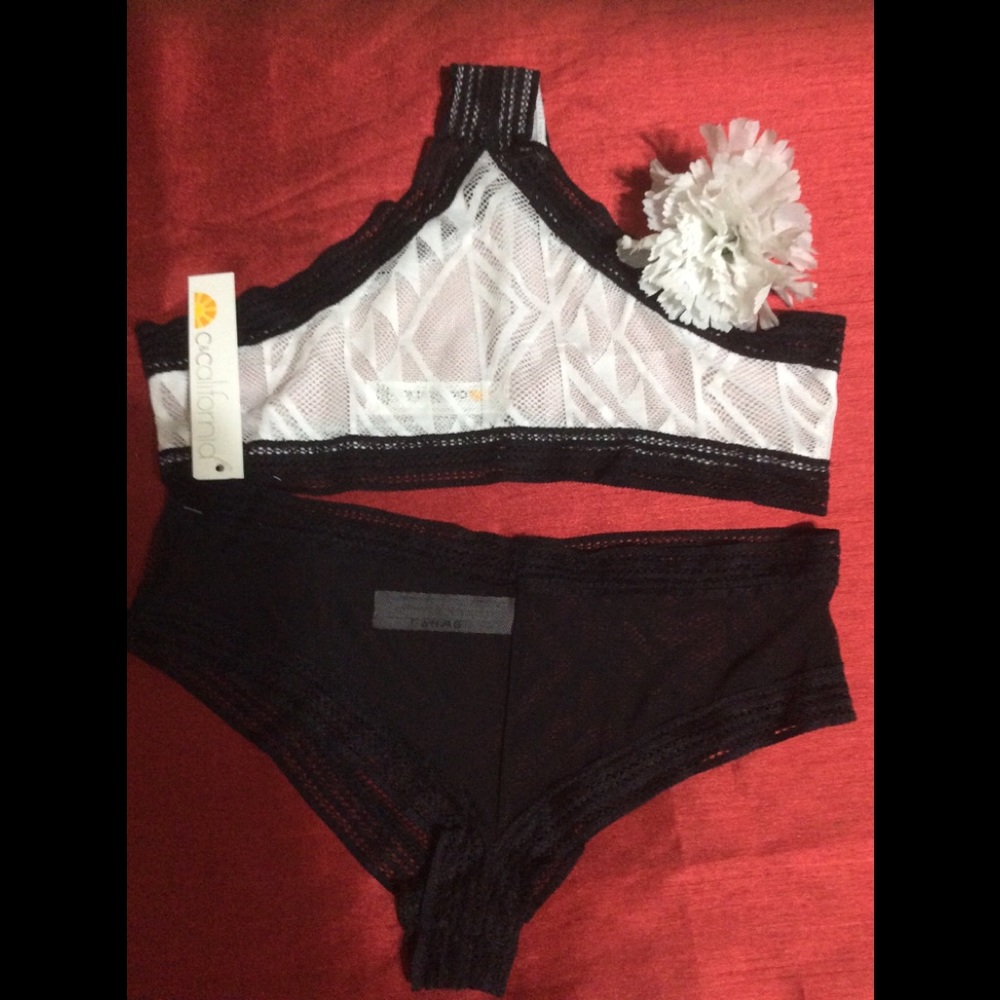 2 pc sexy C&California panties